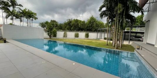 House with private pool at Panya Village for rent