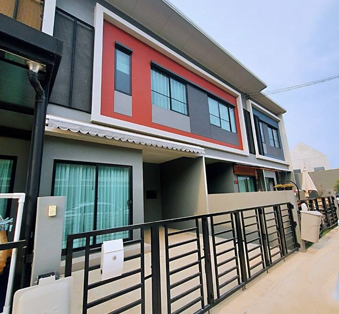 2Siri Place Prachauthit 90