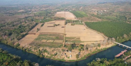 ขายที่ริมน้ำสะพานหินดาด อำเภอทองผาภูมิ ถูกตำราฮวงจุ้ย หน้าติดน้ำ หลังติดเขา