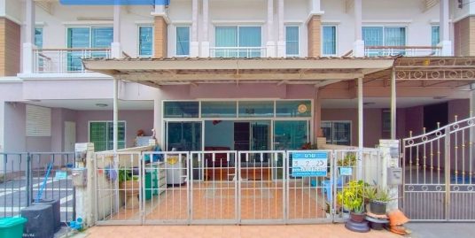 ทาวน์โฮม ไพร์มเพลส เดอะกรีนเนอรี่-บางใหญ่ (ขนาด 23 ตร.ว. 2ที่จอด) อยู่ต้นซอยคลองถนน ใกล้เซ็นทรัลเวสต์เกต และรถไฟฟ้า MRT สถานีเลียบคลองบางไผ่