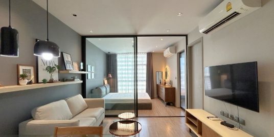 คอนโดหรู Rhythm Ekkamai – ริธึ่ม เอกมัย (ขนาด 34.43 ตร.ม.) ซอยสุขุมวิท63 ใกล้รถไฟฟ้า BTS สถานีเอกมัย เพียง 300 ม. ห้องสวยพร้อมอยู่ เฟอร์นิเจอร์ครบ