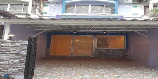 ขายหมู่บ้านช.รุ่งเรือง6ที่20วา4ห้องนอนใกล้เทศบาลบางบัวทอง