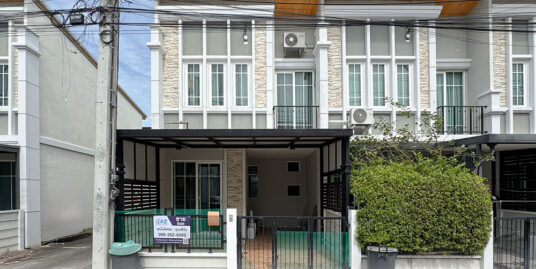 ขายทาวน์โฮมหลังมุม โกลเด้น ทาวน์ รามอินทรา-วงแหวน Gloden Town Ramintra-Wongwaen