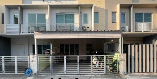 ขายทาวน์เฮ้าส์ หมู่บ้านเดอะคอนเนค แจ้งวัฒนะ2 (The Connect Chaengwattana2) นนทบุรี อยู่ในเมืองทองธานี ใกล้รถไฟฟ้าสายสีชมพู