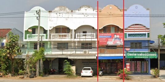 ขายด่วน ตึกแถว​ ต่ำกว่าราคาประเมิน ติดถนน ทำเลค้าขาย อ.ห้างฉัตร จ.ลำปาง