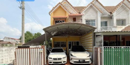 ขาย!! ทาวน์เฮ้าส์ หมู่บ้านรัชธานี7 สายไหม23/1 (หลังริม ขนาด 32 ตร.ว.) สภาพดีพร้อมเข้าอยู่ สายไหม กทม. : Ratchathanee 7